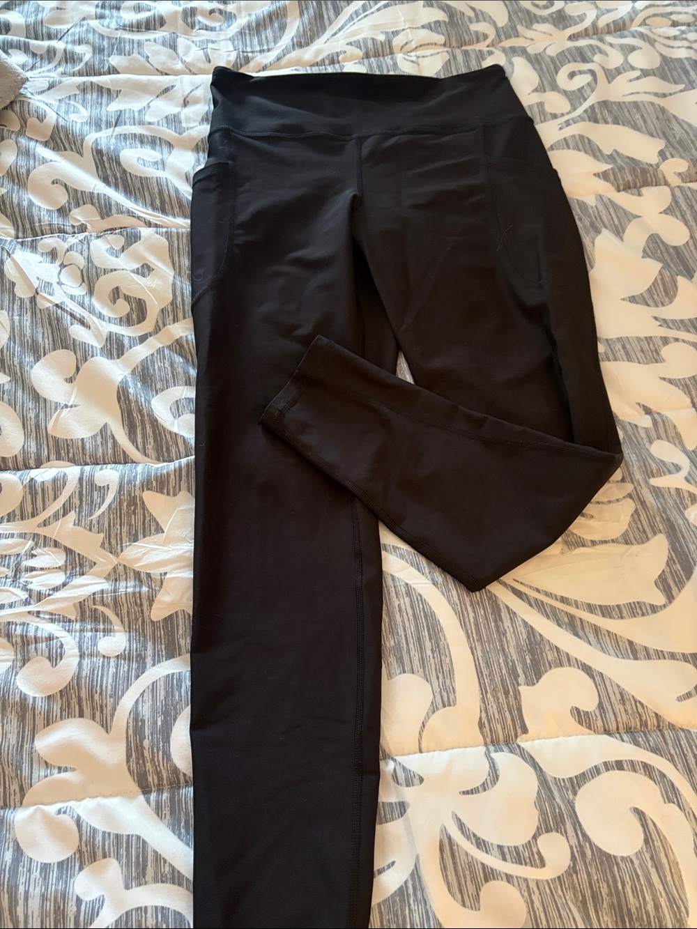 Black High-Waist Performance Leggings